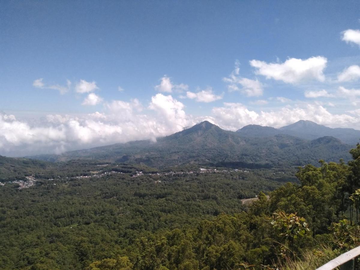 Arnolds Familly Homestay Bajawa Exteriör bild